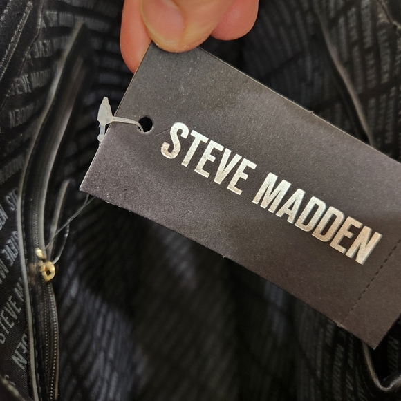 Steve Madden Structured FAUX leather Lined Tote,Black Womens OS - Picture 6 of 14